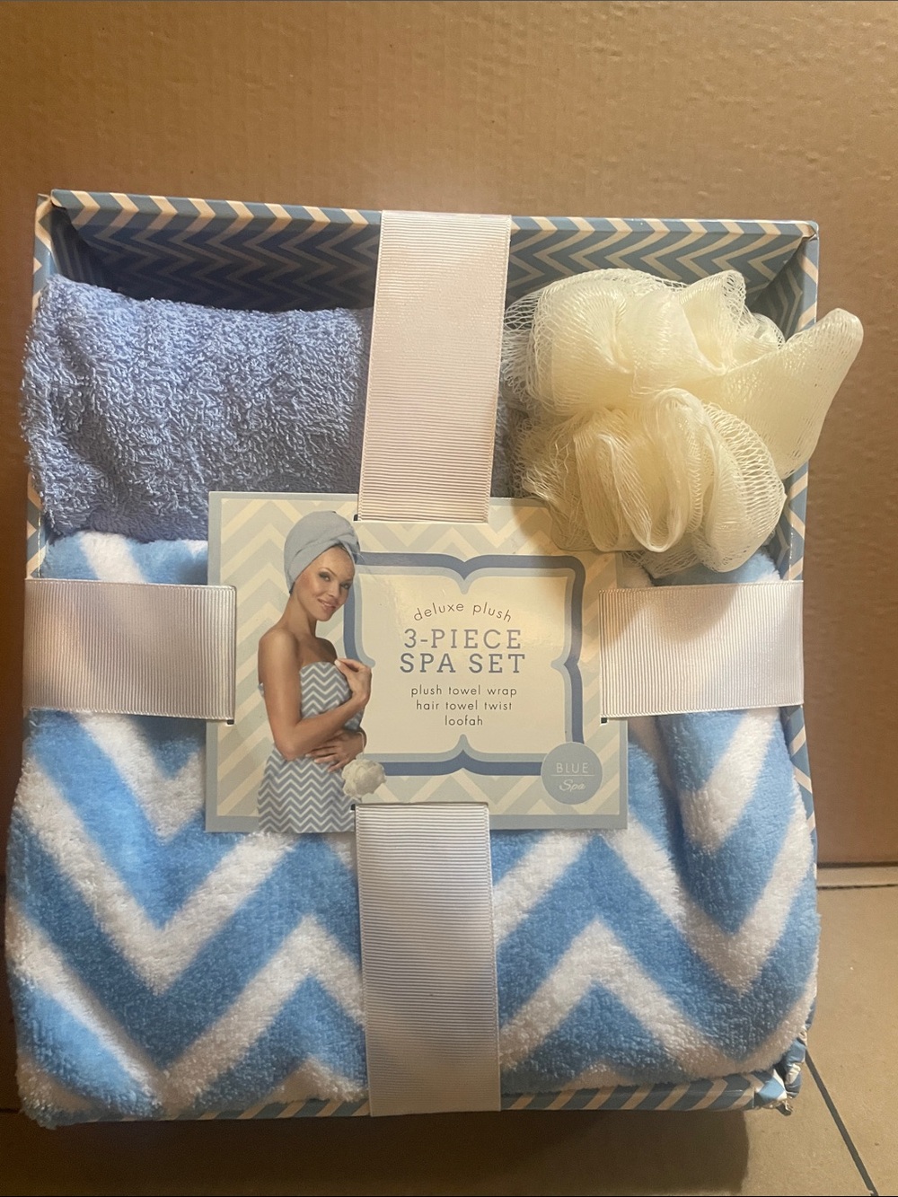Deluxe Plush 3-Piece Spa Set - Light Blue Chevron